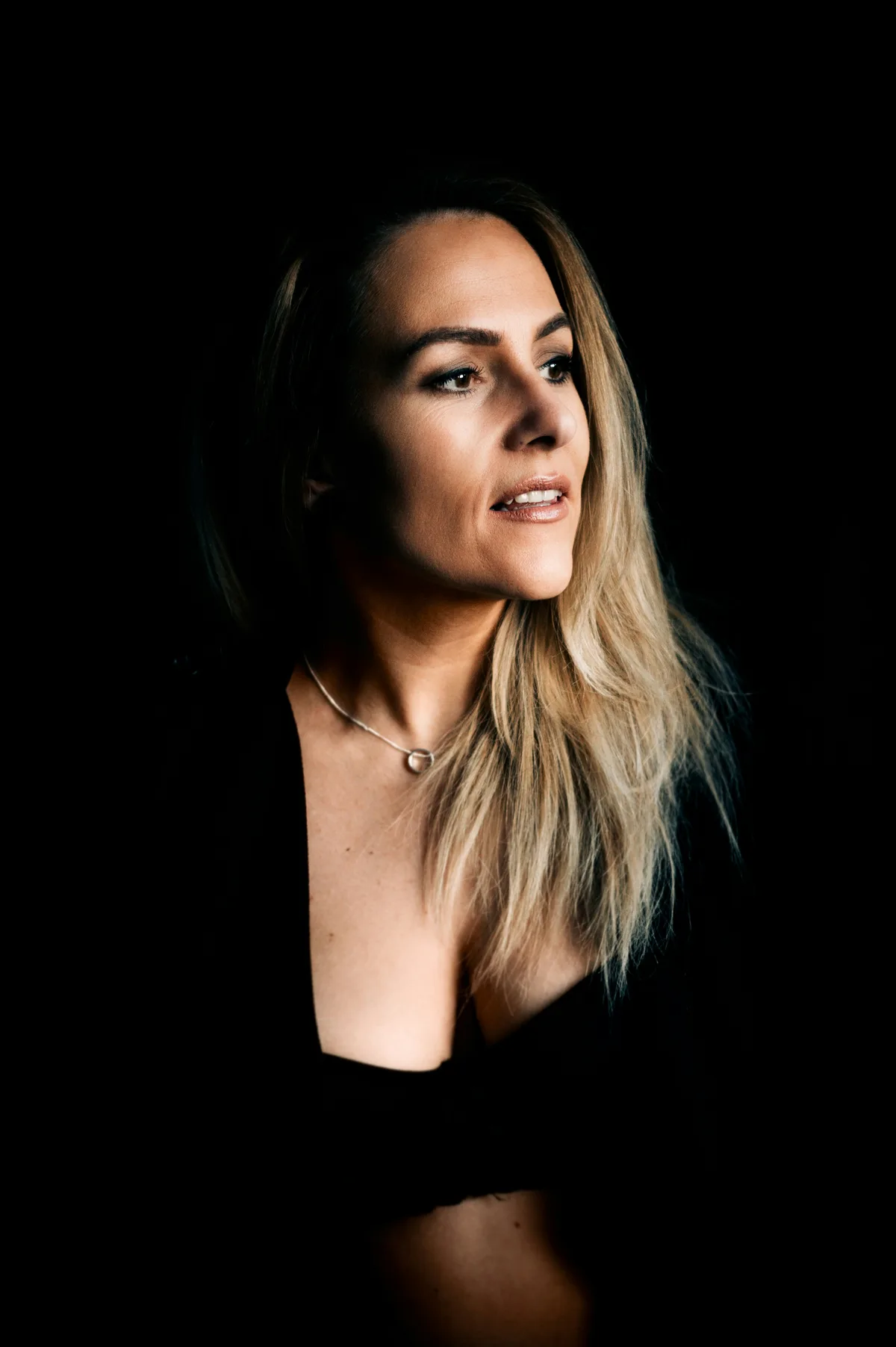 Sasha — Portrait & Commercial